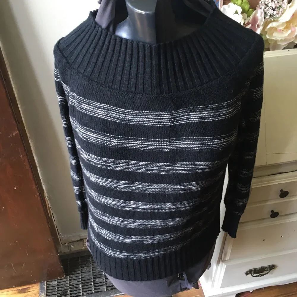 Billabong striped Goblincore cropped sweater